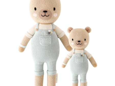 Charlie the honey bear Online now